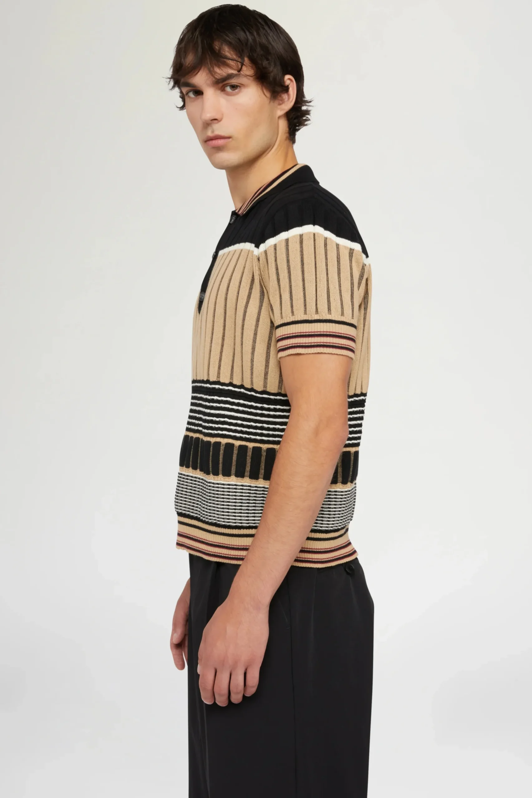 Polo in Maglia Beige & Nera